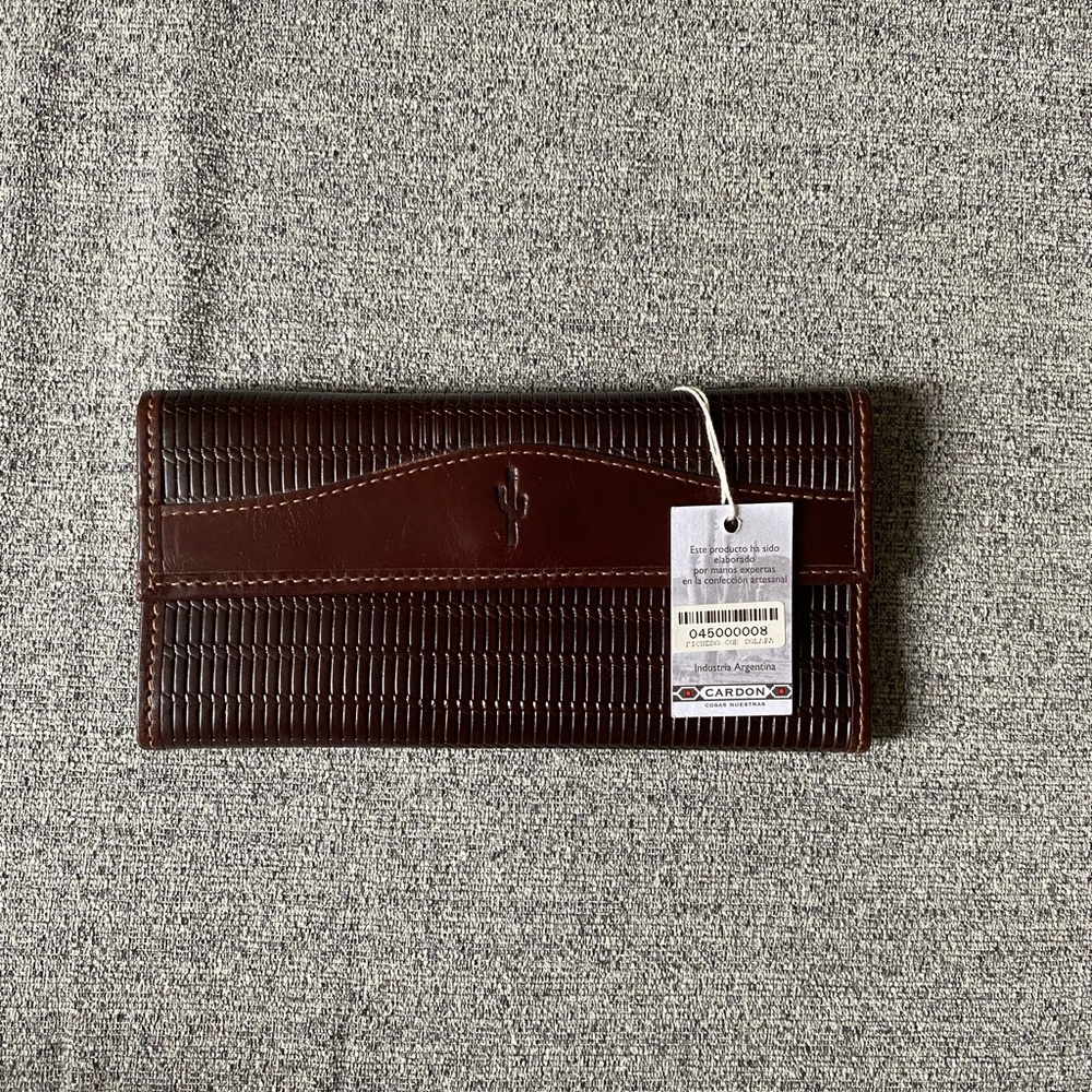 BRAND NEW Cardon Cosas Nuestras Wallet